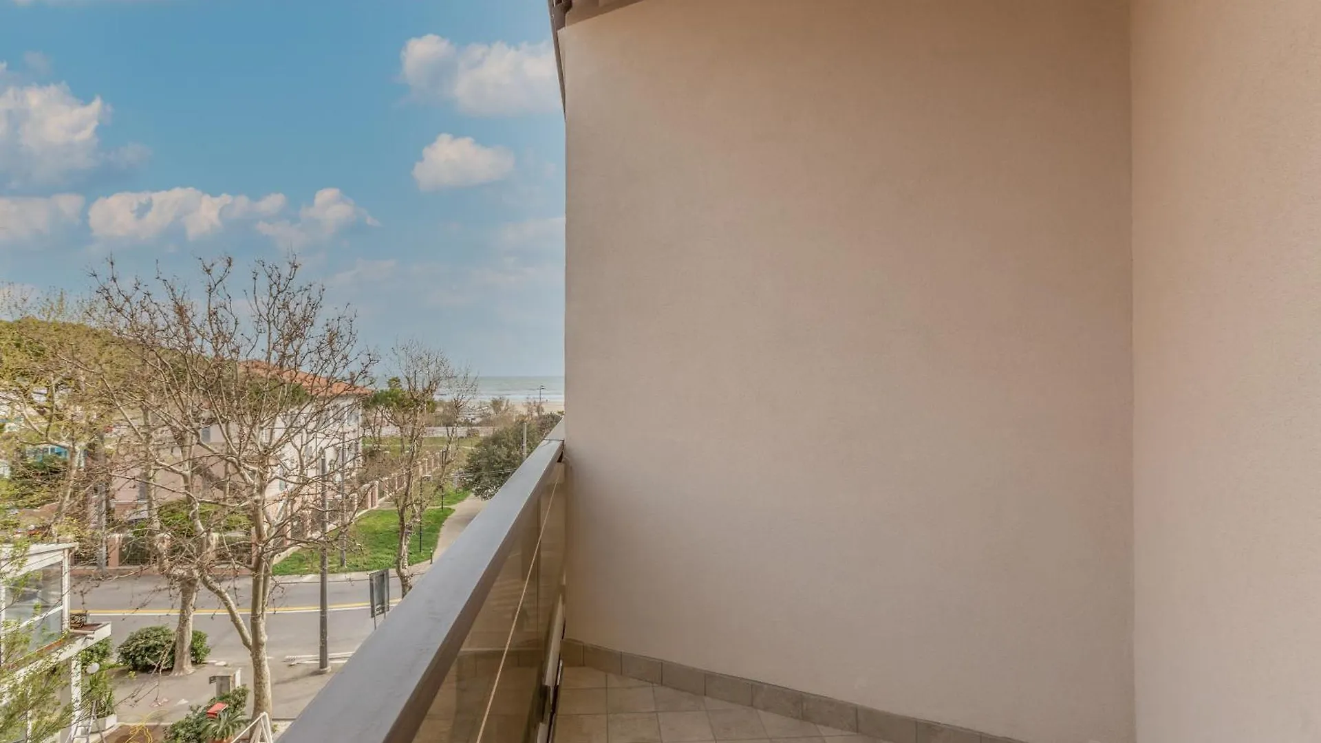 Hotel Airone Rimini 3*,
