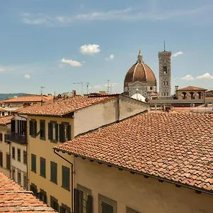 - Rondinelli Terrace Florence