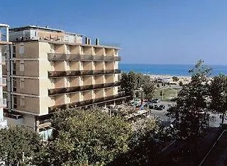Hotel Airone ريميني