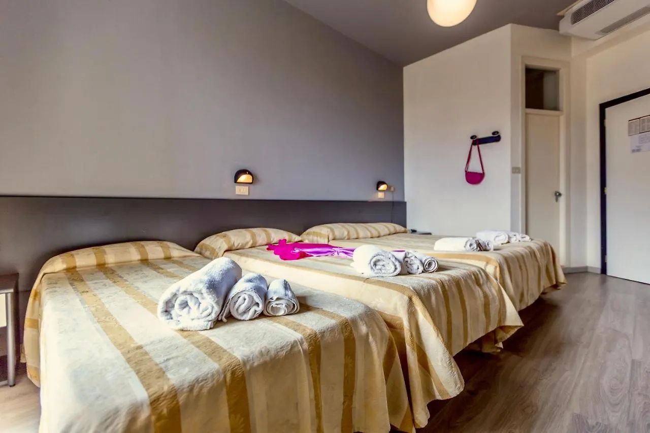 Hotel Airone ريميني
