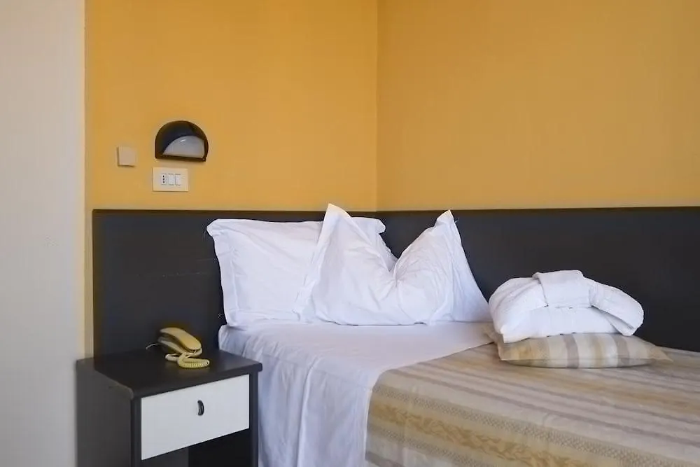 Hotel Airone ريميني